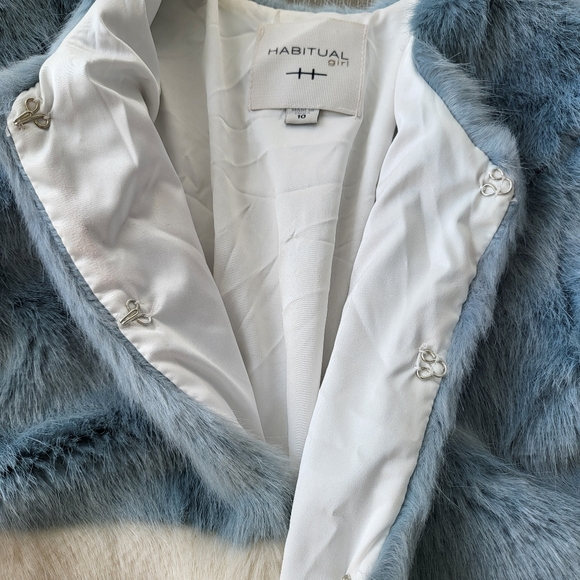 HABITUAL Girls faux fur jacket - Picture 4 of 7